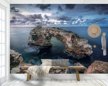 Es Pontas rock gate by Steffen Peters