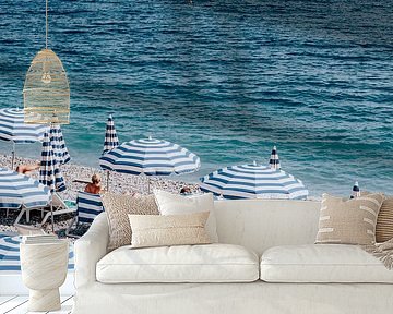 Parasols on Nice beach | Cote d'Azur France | Travel Photo by Expeditie Aardbol
