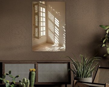 Zonneschaduwen - spel van lichtstralen van Poster Art Shop