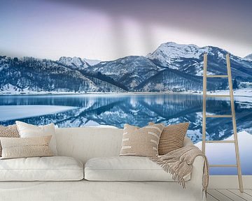 Het Gramolazzo meer in de Apuaanse bergen. Italië