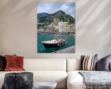 In de haven van Amalfi van t.ART