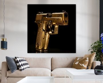 Gouden pistool 9mm van TheXclusive Art