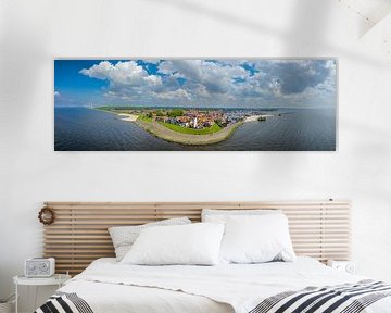 Urk luchtfoto van het voormalige eiland aan het IJsselmeer