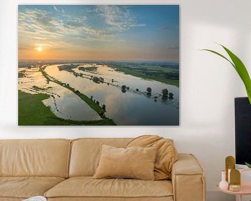 IJssel landschap tijdens zonsondergang van bovenaf gezien van Sjoerd van der Wal Fotografie