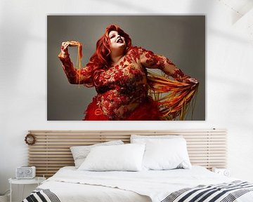 vrouw eet spaghetti