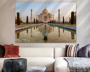 De Taj Mahal in India van Roland Brack