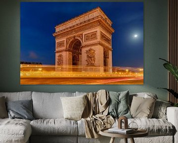 Traces of light at the Arc de Triomphe by Markus Lange