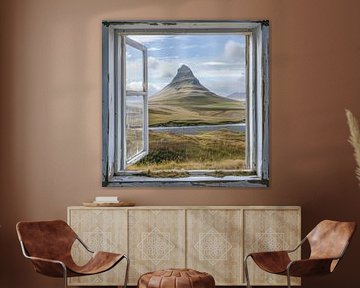 Uitzicht vanuit het raam op Kirkjufell van Poster Art Shop