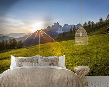 Berglandschaft "Sonnenuntergang auf der Alm" von Coen Weesjes