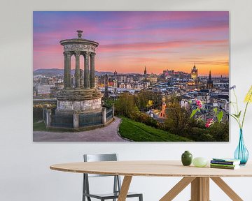 Zonsondergang van Edinburgh en Calton Hill, Schotland van Michael Abid