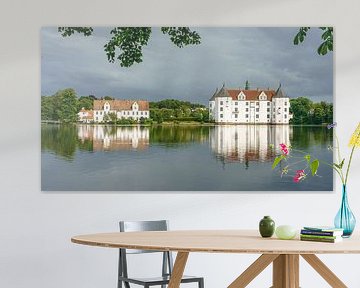 Kasteel Glücksburg in Sleeswijk-Holstein. van Jaap van den Berg