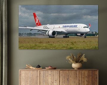 Turkish Airlines Airbus A350-900 passagiersvliegtuig. van Jaap van den Berg