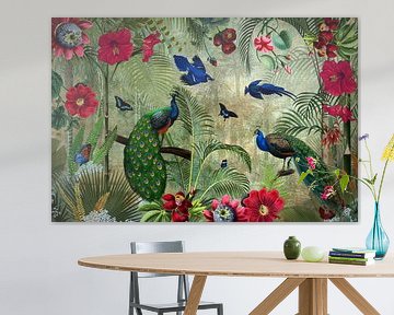 Vintage exotische pauw, blauwe vogels in tropisch paradijs van Floral Abstractions