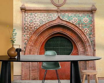 Deur in Málaga | Moorse bouwstijl | Spanje Andalusië | travelphotography | kleur