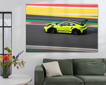 Porsche 911 992 GT3 RS op het circuit van Wilco Bos
