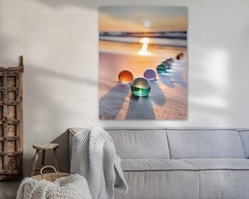 Stralende knikkers in de gloed van de zonsondergang