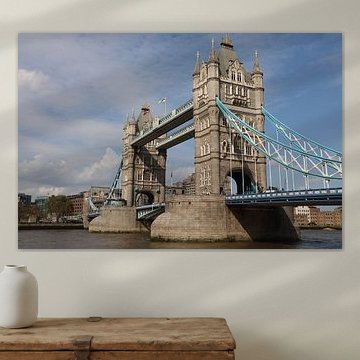 Tower Bridge Stell