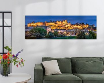Die mittelalterliche Festungsstadt Carcassonne in Frankreich zur blauen Stunde von Voss Fine Art Fotografie