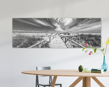 Zon, strand en zee bij Tarifa in Spanje in zwart-wit van Manfred Voss, Zwart-Wit Fotografie