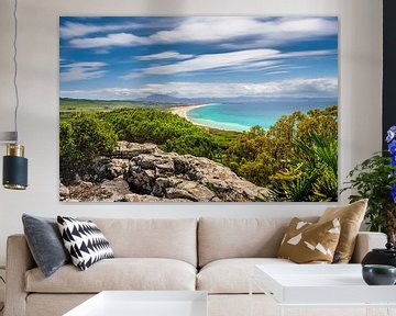 Landschap met baai van Tarifa in Andalusië / Spanje van Voss fotografie