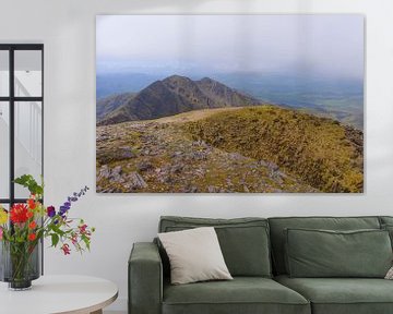 View from Carrauntoohil of Carrantuohill (Iers-Gaelisch: Corrán Tuathail) Ierland van Marcel Kerdijk