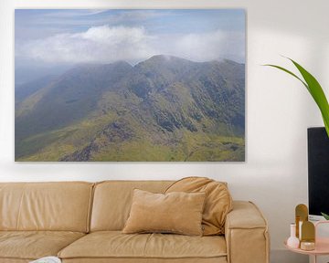 View from Carrauntoohil of Carrantuohill (Iers-Gaelisch: Corrán Tuathail) Ierland van Marcel Kerdijk