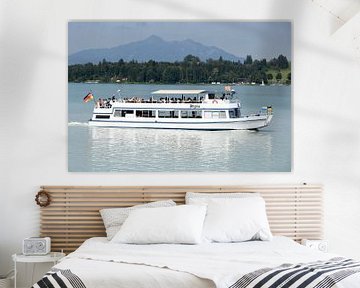 Uitzicht op de Forggensee bij Füssen in de Allgäu van Karl-Heinz Petersitzke