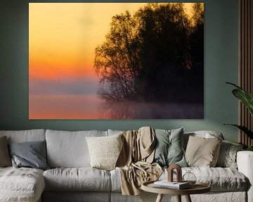 Foggy Sunrise 'Silhouettes' van William Mevissen