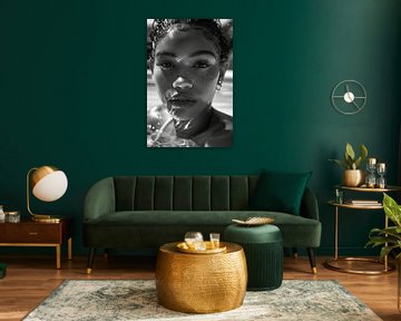 Portrait of a woman with a refreshed look in black and white by Steinfox Art