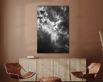 Monochrome wolken van Poster Art Shop