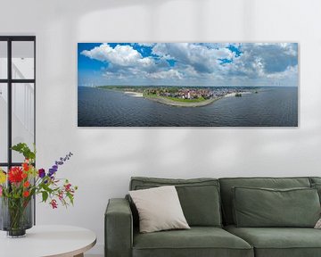 Urk luchtfoto van het voormalige eiland aan het IJsselmeer