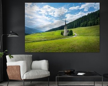 Santa Maddalena di Villabassa Kerk in de Dolomieten van Stefano Orazzini