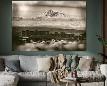 Yerevan and Mount Ararat van Richard Wareham