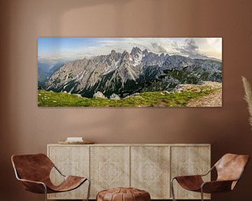 Uitzicht Cadini di Misurina in de Dolomieten tijdens de lente