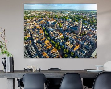 Zwolle luchtfoto tijdens een zomerse zonsondergang
