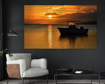 Boot bij zonsondergang