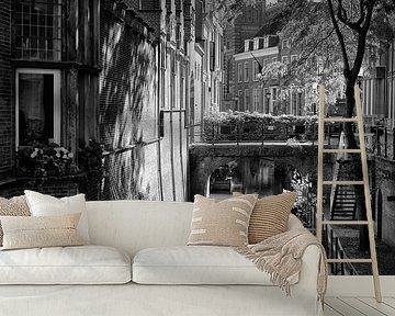 Utrecht's Kromme Nieuwegracht in black and white (26 June 2024) by André Blom Fotografie Utrecht