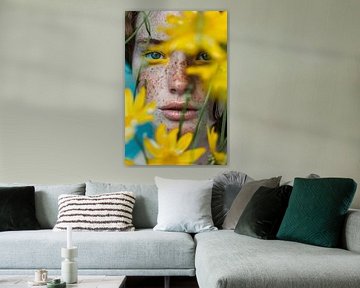 Bloeiende schoonheid in geel en blauw