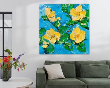 Gele bloemen in de blauwe lucht van Poster Art Shop