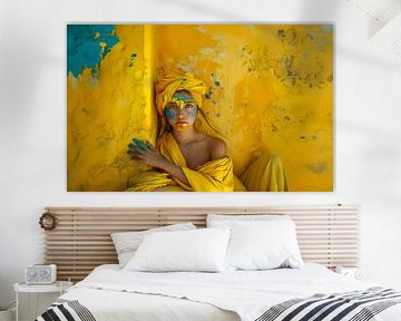 Die Kraft der Farbe: Eine Frau in Gelb und Blau umgeben von abstrakter Kunst von Glitzy Fusion Frames