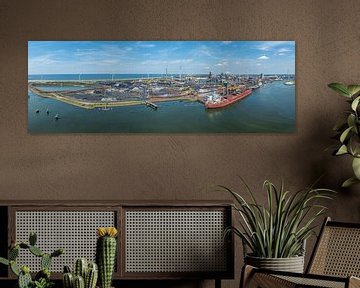 Hoogovens staalfabriek in Velsen aan de Noordzee van Sjoerd van der Wal Fotografie