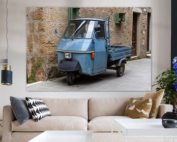 Piaggio Ape driewieler in Pitigliano van Jolanda van Eek en Ron de Jong