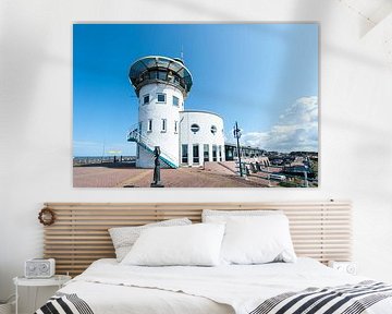 Hafengebäude mit Aussichtsplattform in Harlingen von Wim Stolwerk