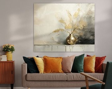 Rustig Stilleven schilderij: Gouden vaas op kast van Studio Pieternel