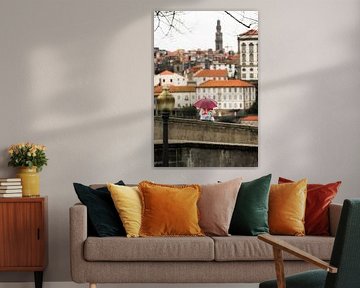 Silent moments in Porto by Glenn Souer