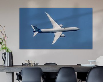 Flyby van een Boeing 777X testvliegtuig. van Jaap van den Berg