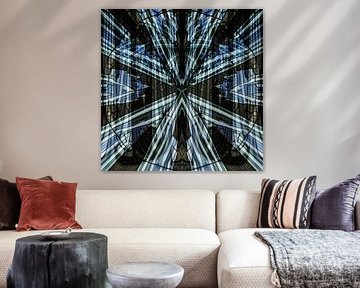 Hypnotic lines in square
