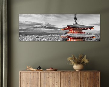 Uniek panoramisch uitzicht op de berg Fuji met Chureito Pagoda | colorkey van Melanie Viola