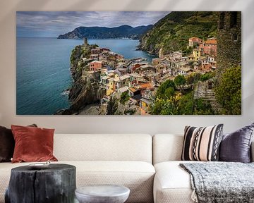 Vernazza - Cinque Terre by Teun Ruijters