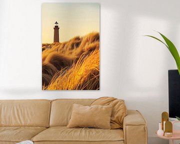 Vuurtoren in de gouden zee van gras van Poster Art Shop